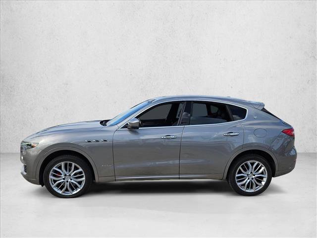 Used 2019 Maserati Levante GranLusso image 9