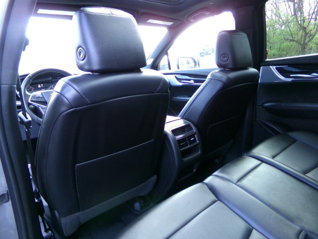 Used 2023 Cadillac XT5 Premium Luxury AWD/4WD image 16