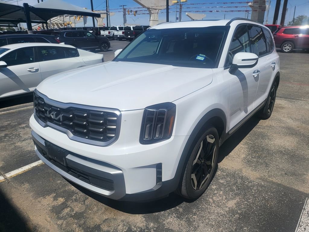Used 2025 Kia Telluride S video 2
