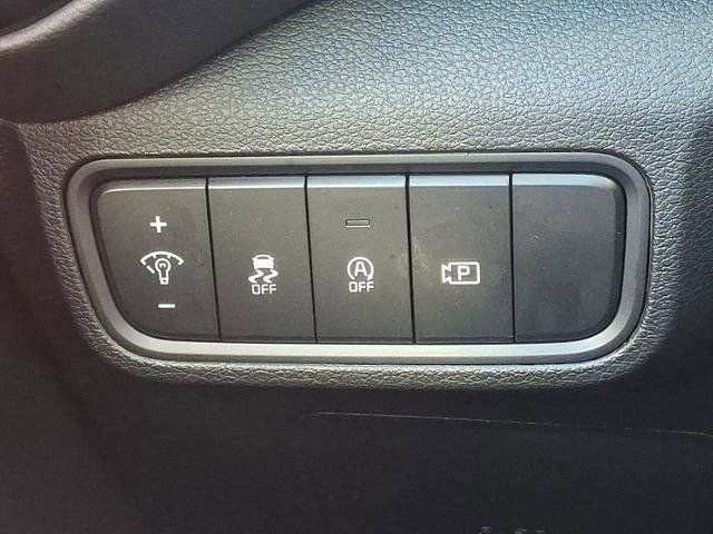 Used 2025 Kia Soul GT-Line image 23