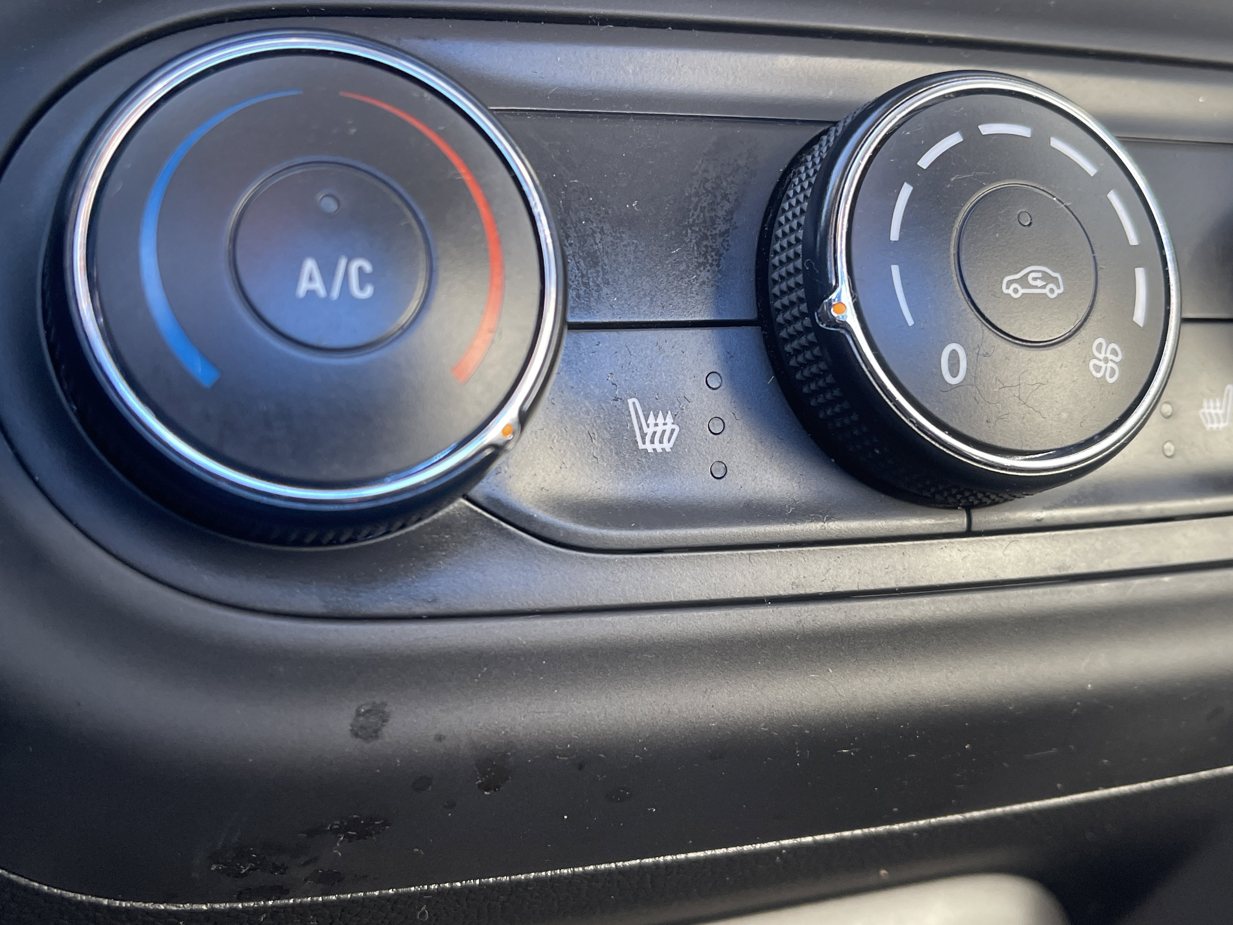 Used 2024 Chevrolet Trax LS w/ LS Convenience Package image 24