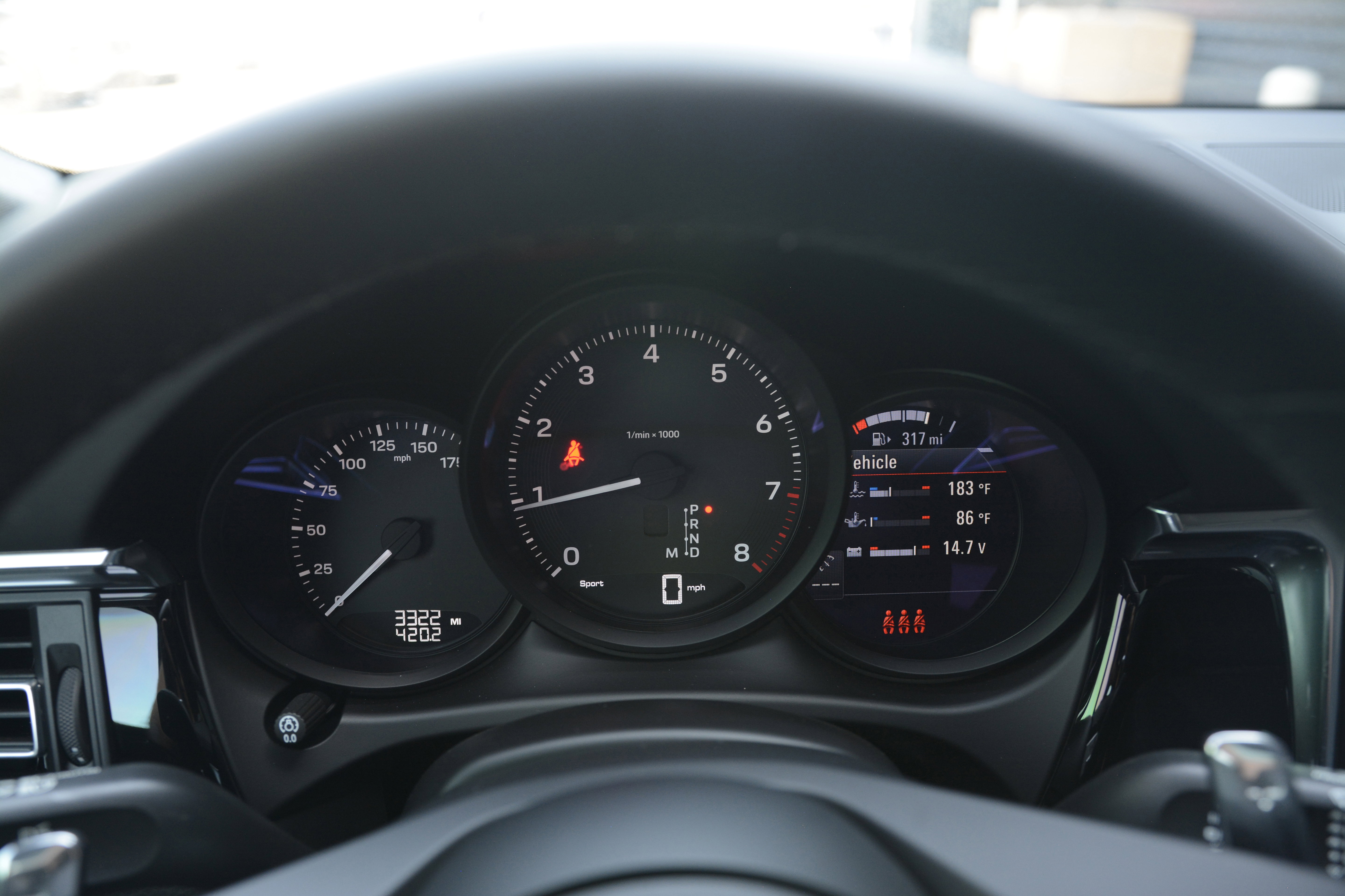 Certified 2026 Porsche Macan AWD/4WD image 17