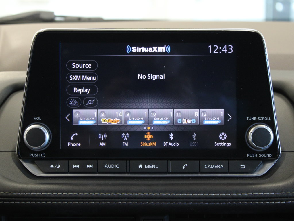 Used 2022 Nissan Rogue S FWD image 23