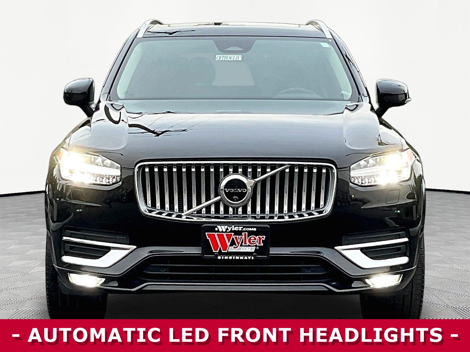 Used 2023 Volvo XC90 B6 Plus w/ Protection Package AWD/4WD image 2