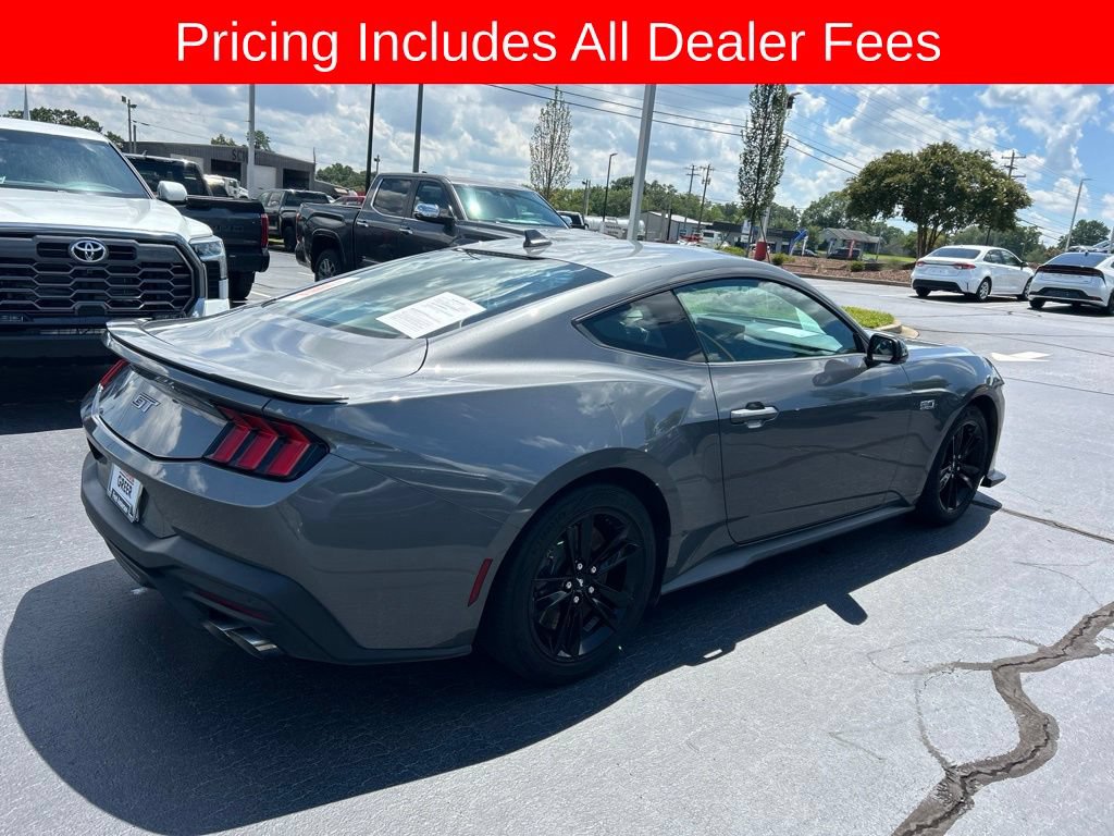 Used 2024 Ford Mustang GT RWD image 17