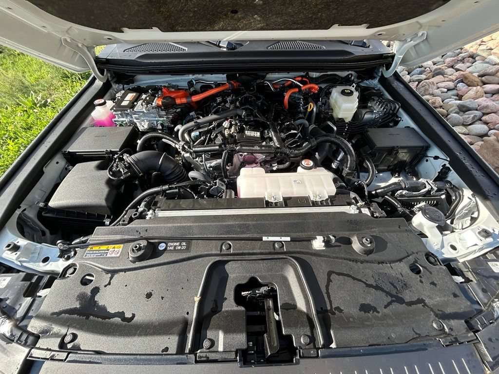 Used 2027 Toyota Land Cruiser AWD/4WD image 31