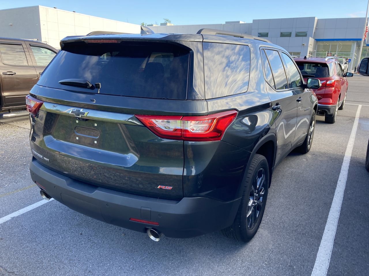 Used 2021 Chevrolet Traverse RS w/ LPO, Floor Liner Package AWD/4WD image 7