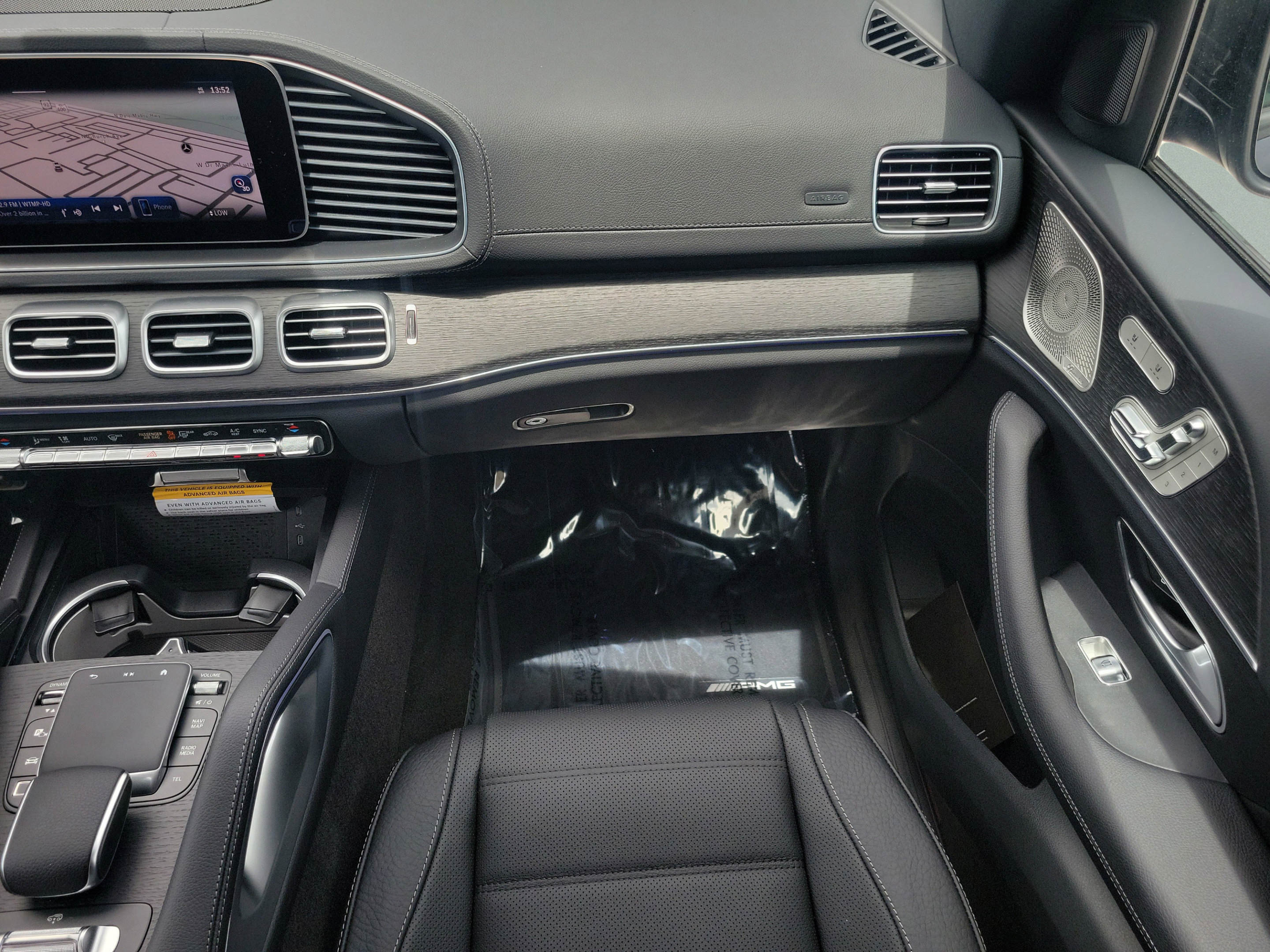 New 2026 Mercedes-Benz GLS 450 4MATIC image 16
