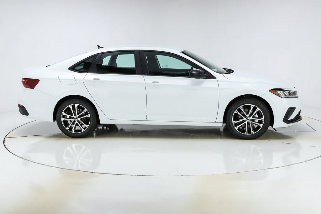 New 2025 Volkswagen Jetta Sport image 10
