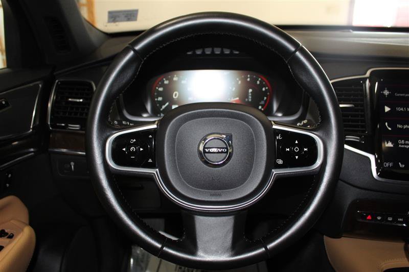 Used 2017 Volvo XC90 T5 Momentum AWD/4WD image 15