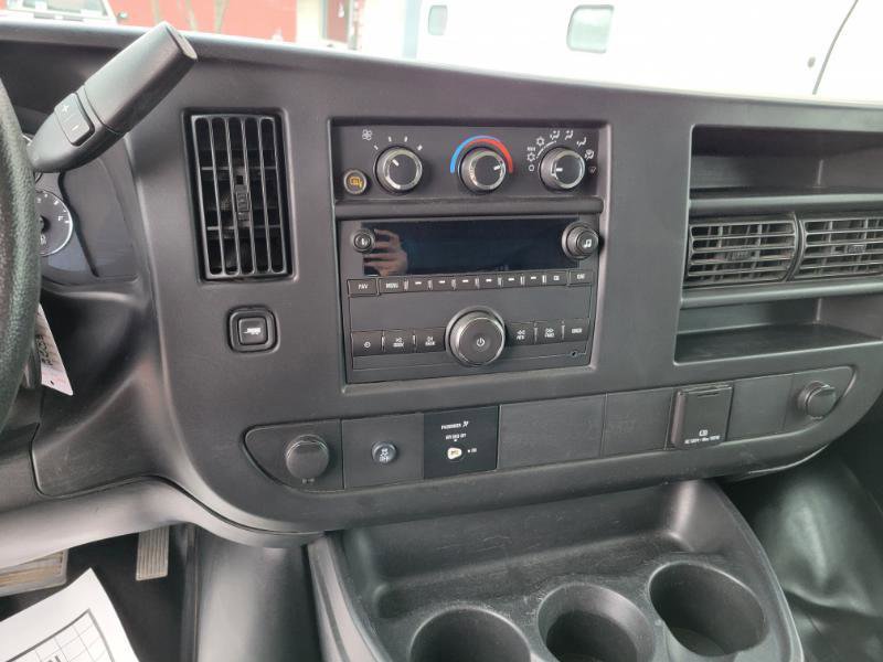 Used 2015 Chevrolet Express 3500 LS RWD image 23