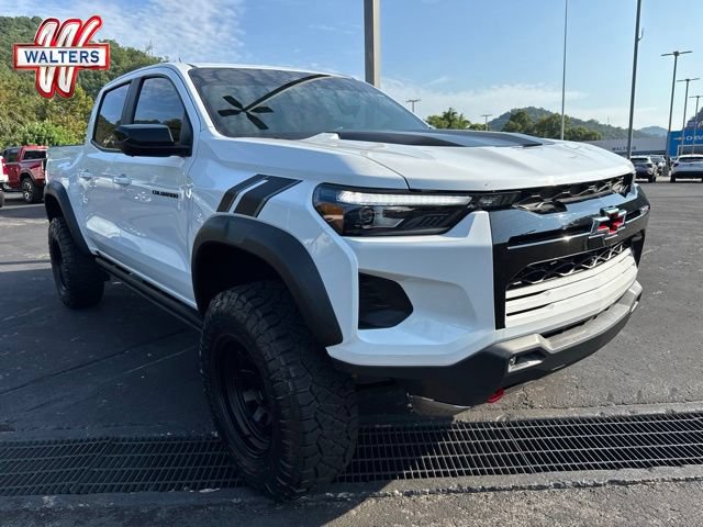 Used 2024 Chevrolet Colorado ZR2 w/ Technology Package AWD/4WD image 1