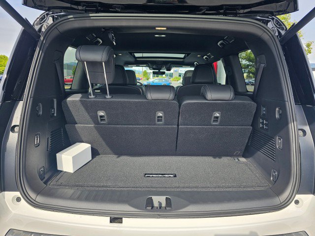 New 2026 Nissan Armada PRO-4X AWD/4WD image 22
