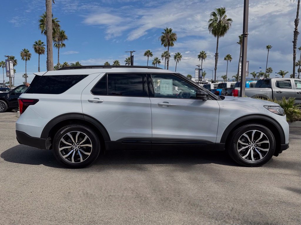 Used 2026 Ford Explorer ST-Line RWD image 9