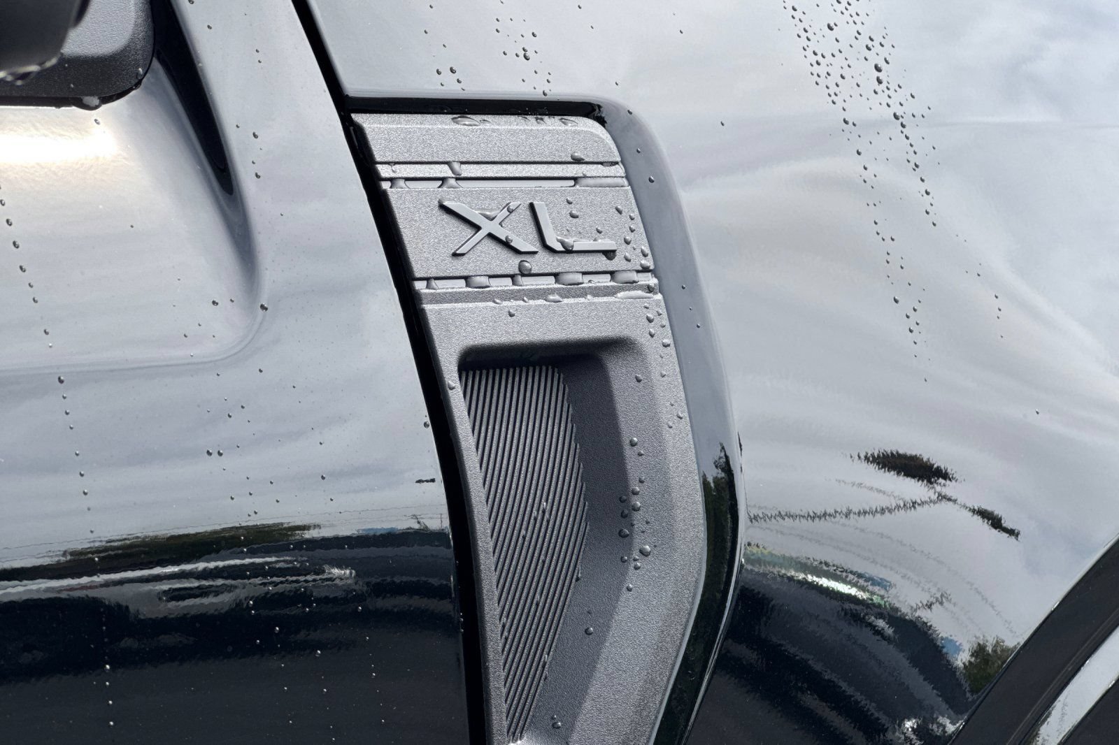 New 2026 Ford Maverick XL FWD image 29