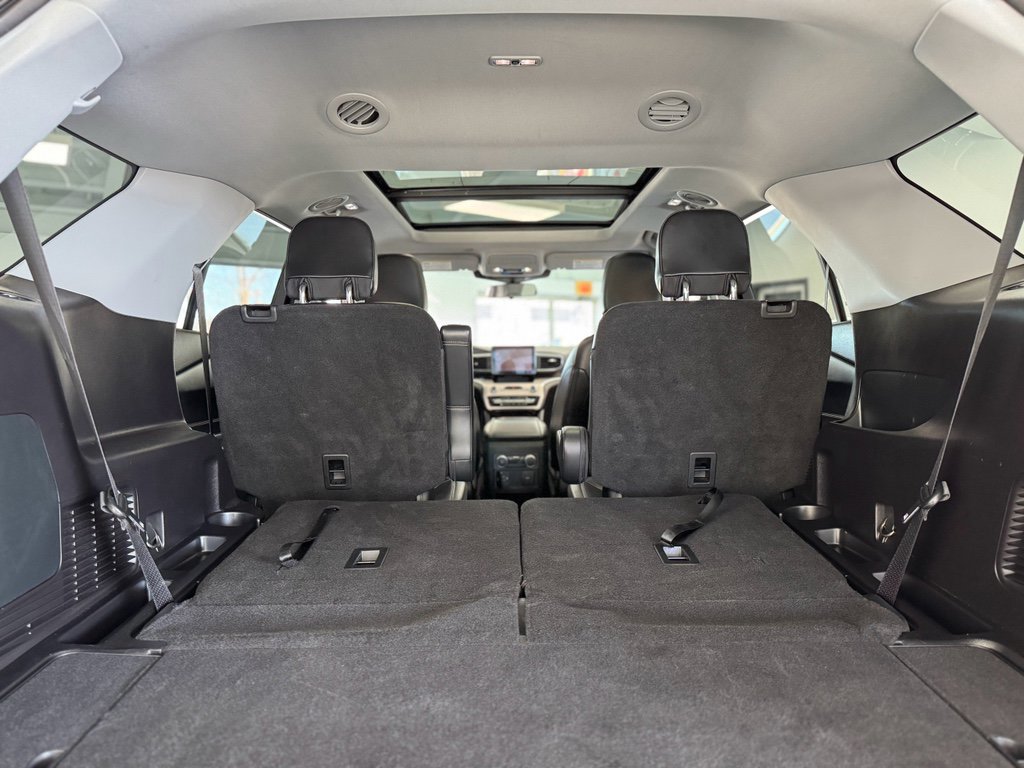 Used 2021 Ford Explorer XLT w/ Equipment Group 202A image 37