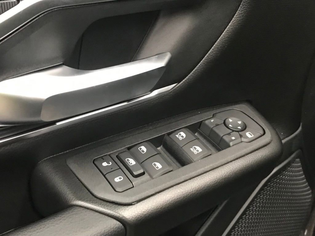 New 2026 RAM 1500 4x4 Crew Cab image 10