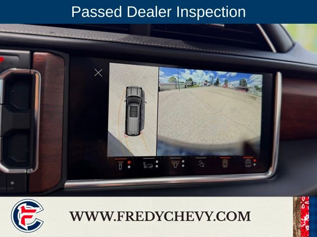 Used 2024 GMC Yukon Denali Ultimate AWD/4WD image 16
