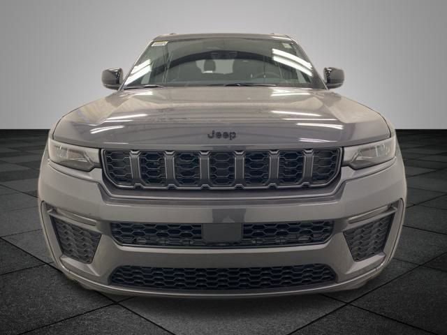 New 2026 Jeep Grand Cherokee L Limited image 2