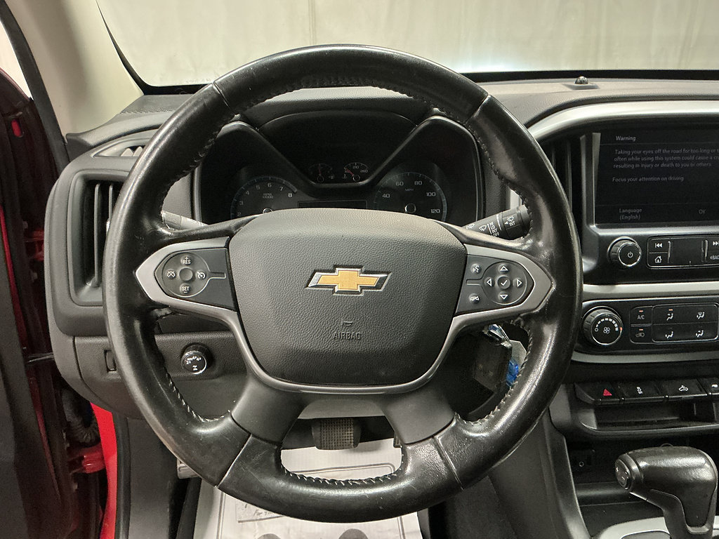 Used 2020 Chevrolet Colorado LT AWD/4WD image 12