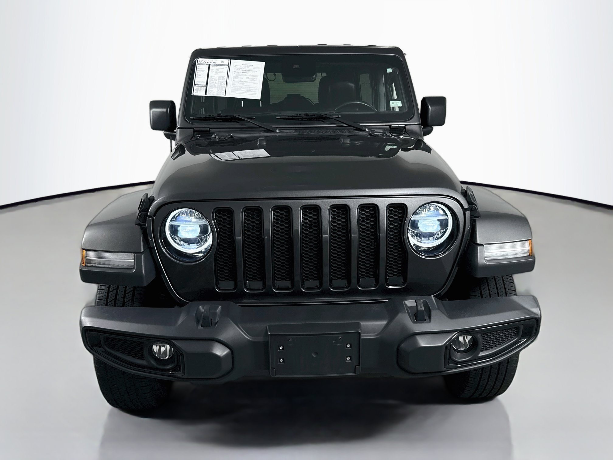 Used 2020 Jeep Wrangler Unlimited Sahara AWD/4WD image 2