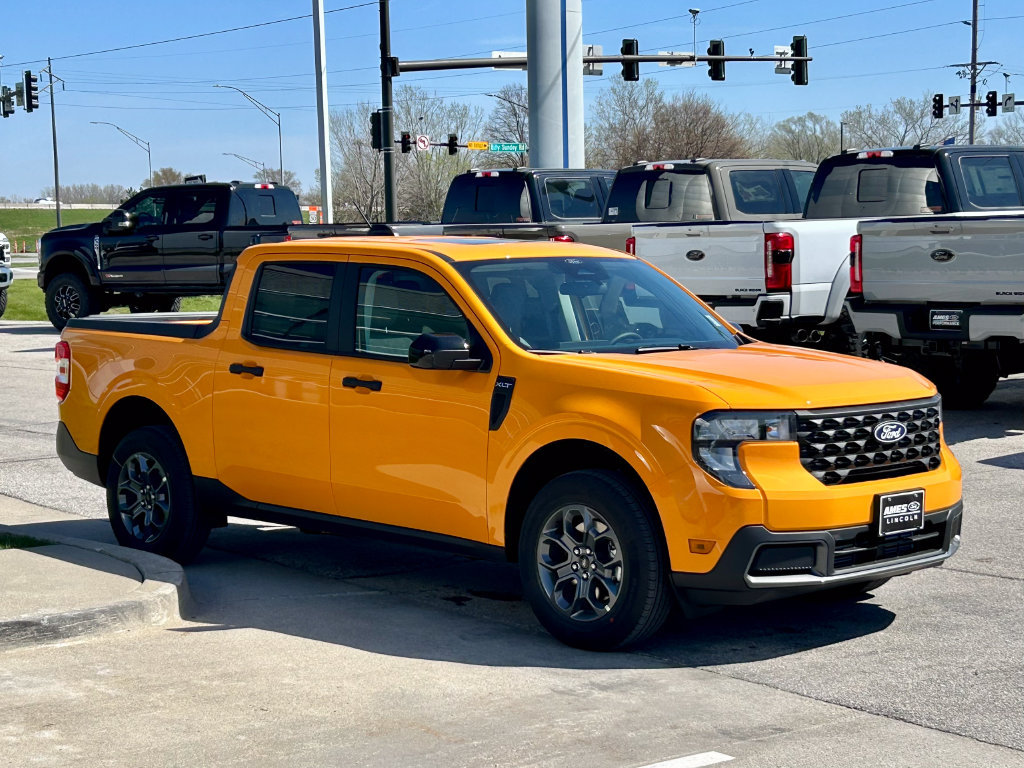 New 2026 Ford Maverick XLT w/ XLT Luxury Package AWD/4WD image 7