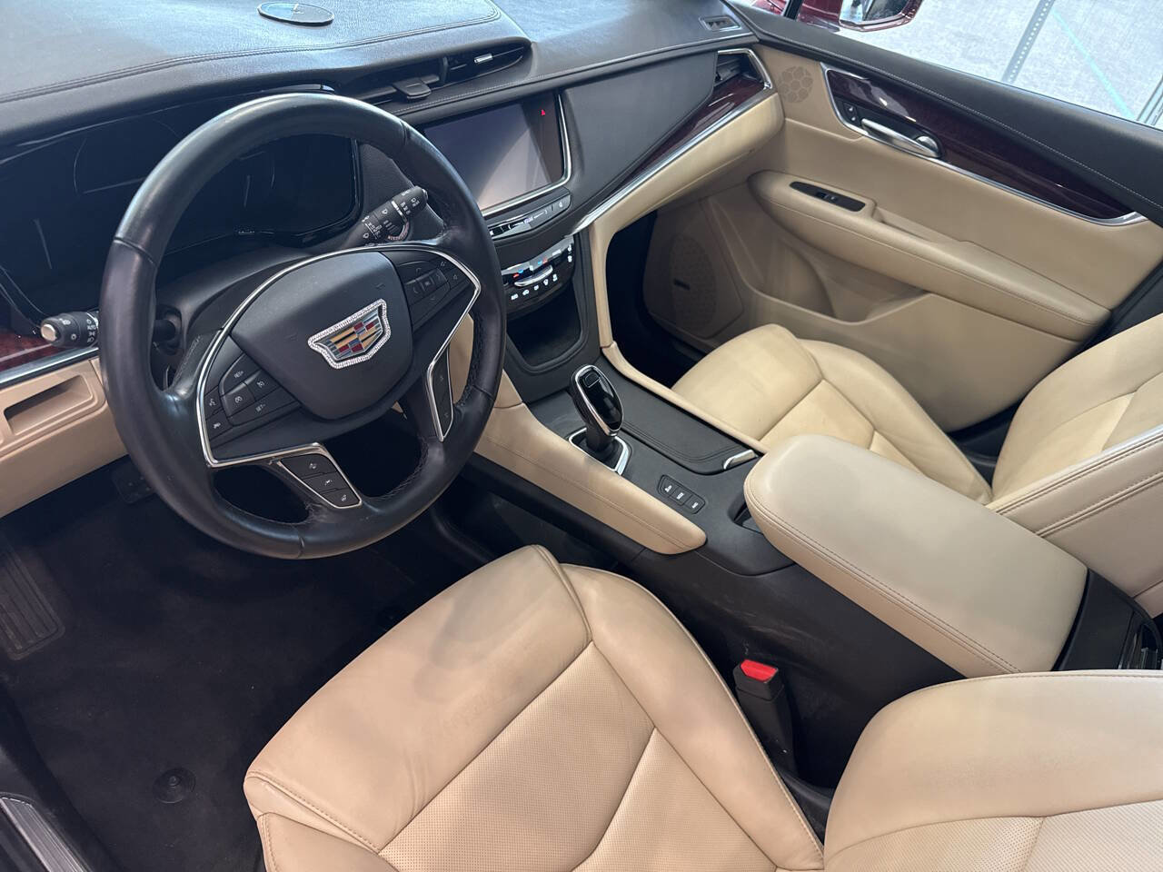 Used 2018 Cadillac XT5 Premium Luxury image 23