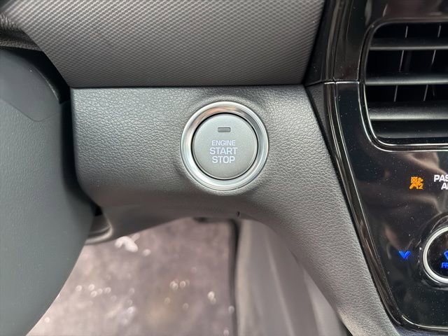 Used 2021 Hyundai Ioniq Limited image 20