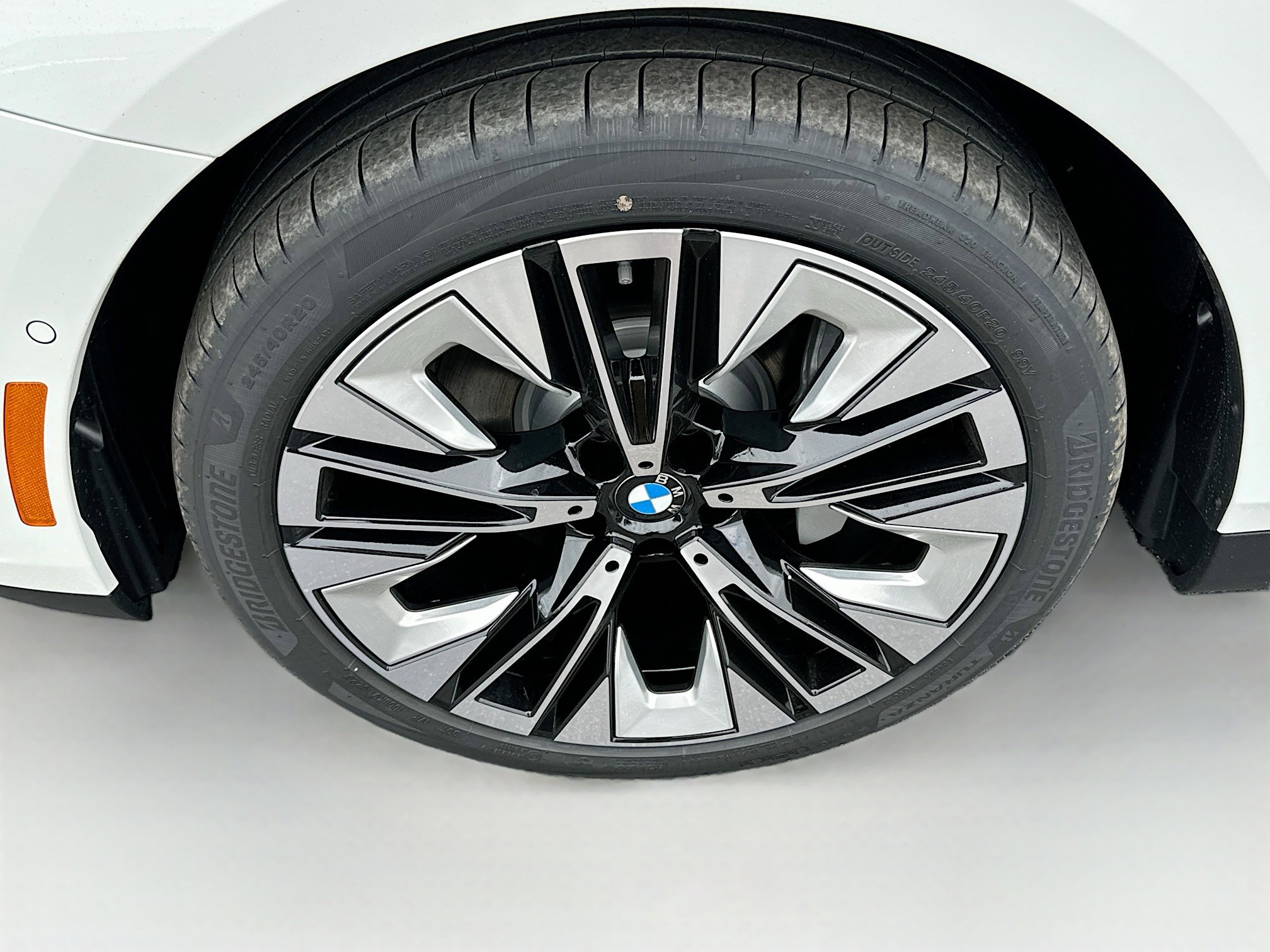New 2026 BMW 530i w/ Executive Package image 26
