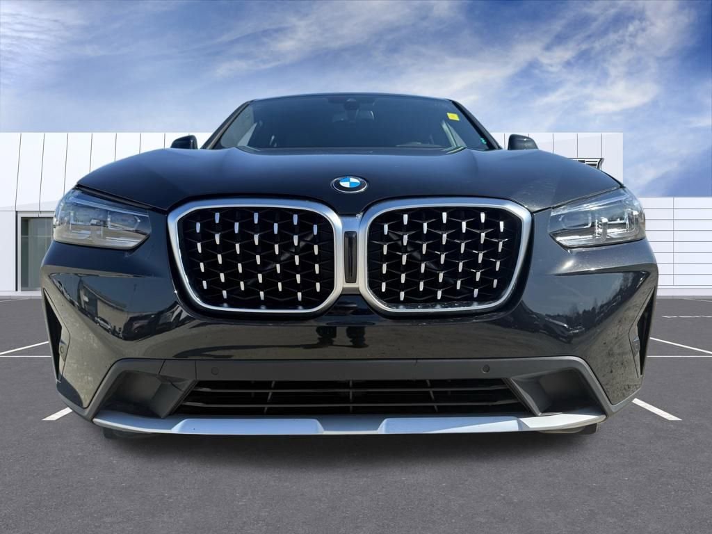 Used 2025 BMW X4 xDrive30i image 7