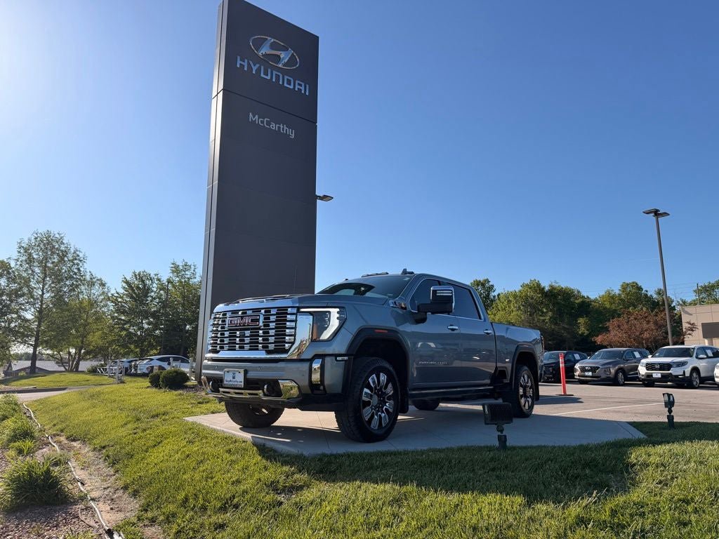 Used 2024 GMC Sierra 3500 Denali w/ Denali Reserve Package AWD/4WD video 1