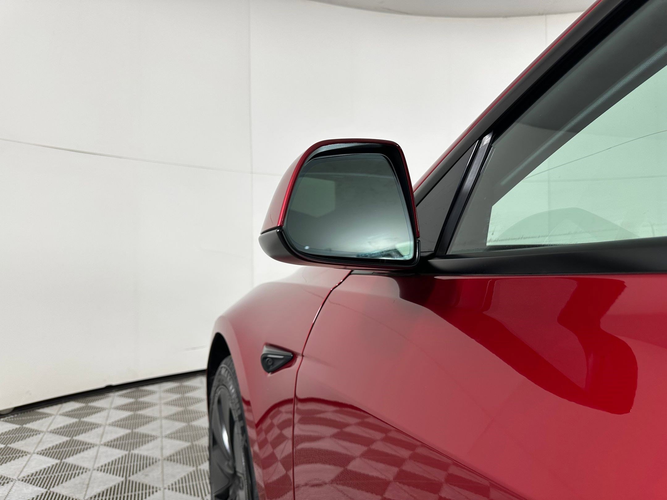 Used 2024 Tesla Model 3 Standard Range image 18