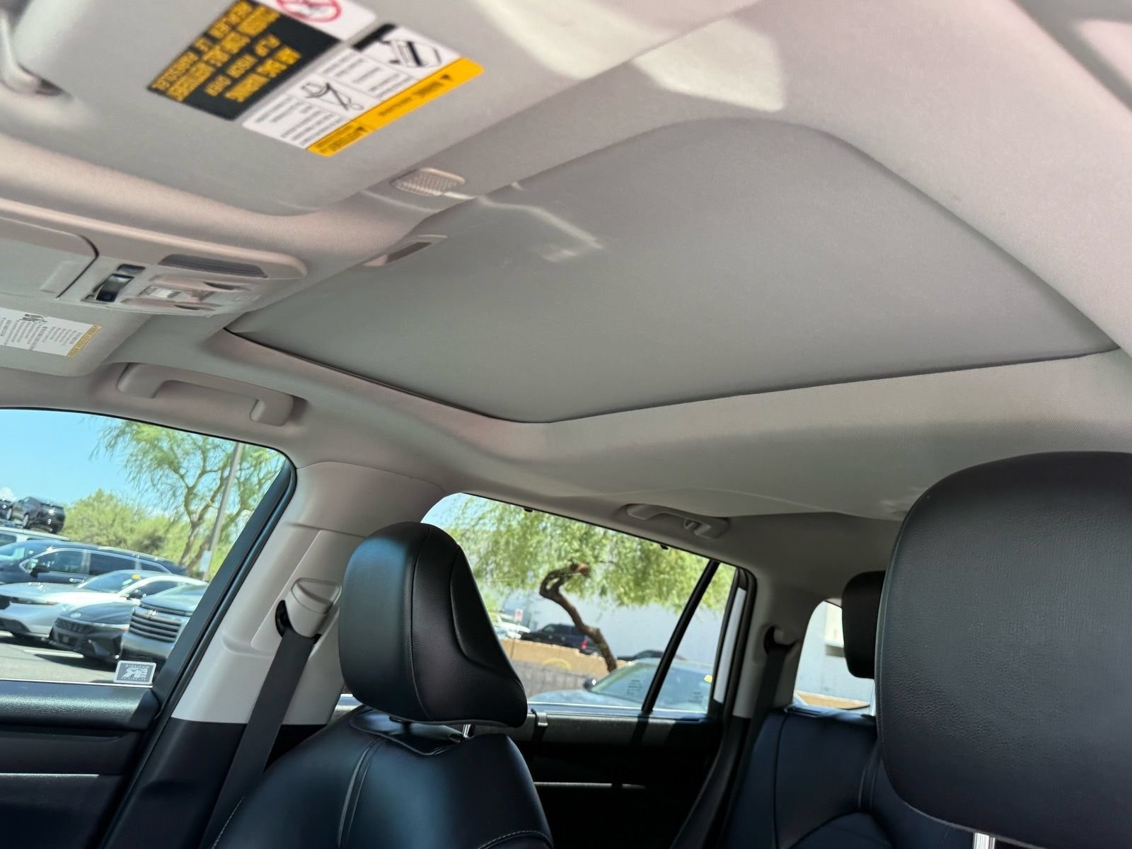 Used 2023 Toyota Highlander XLE FWD image 15