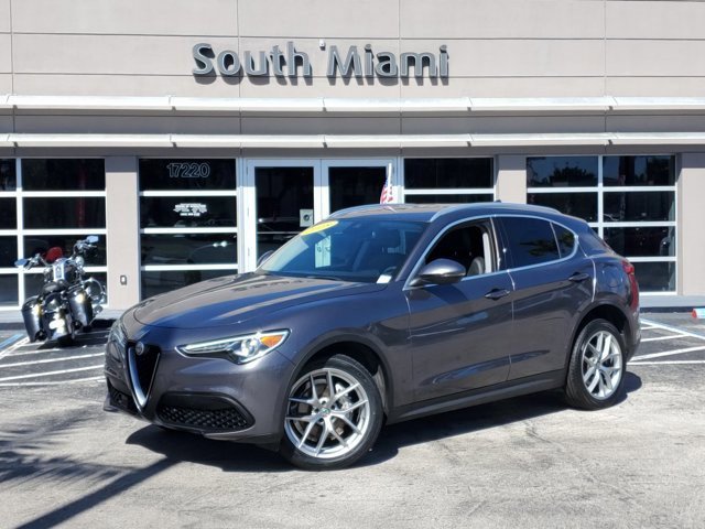 Used 2018 Alfa Romeo Stelvio Ti image 3