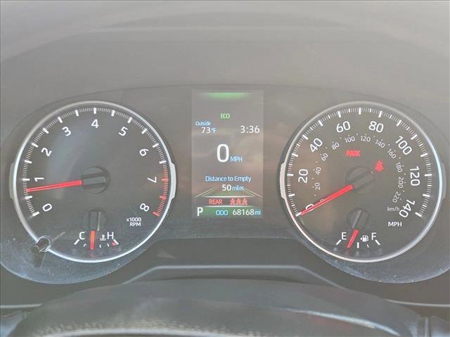 Used 2022 Toyota RAV4 LE image 10