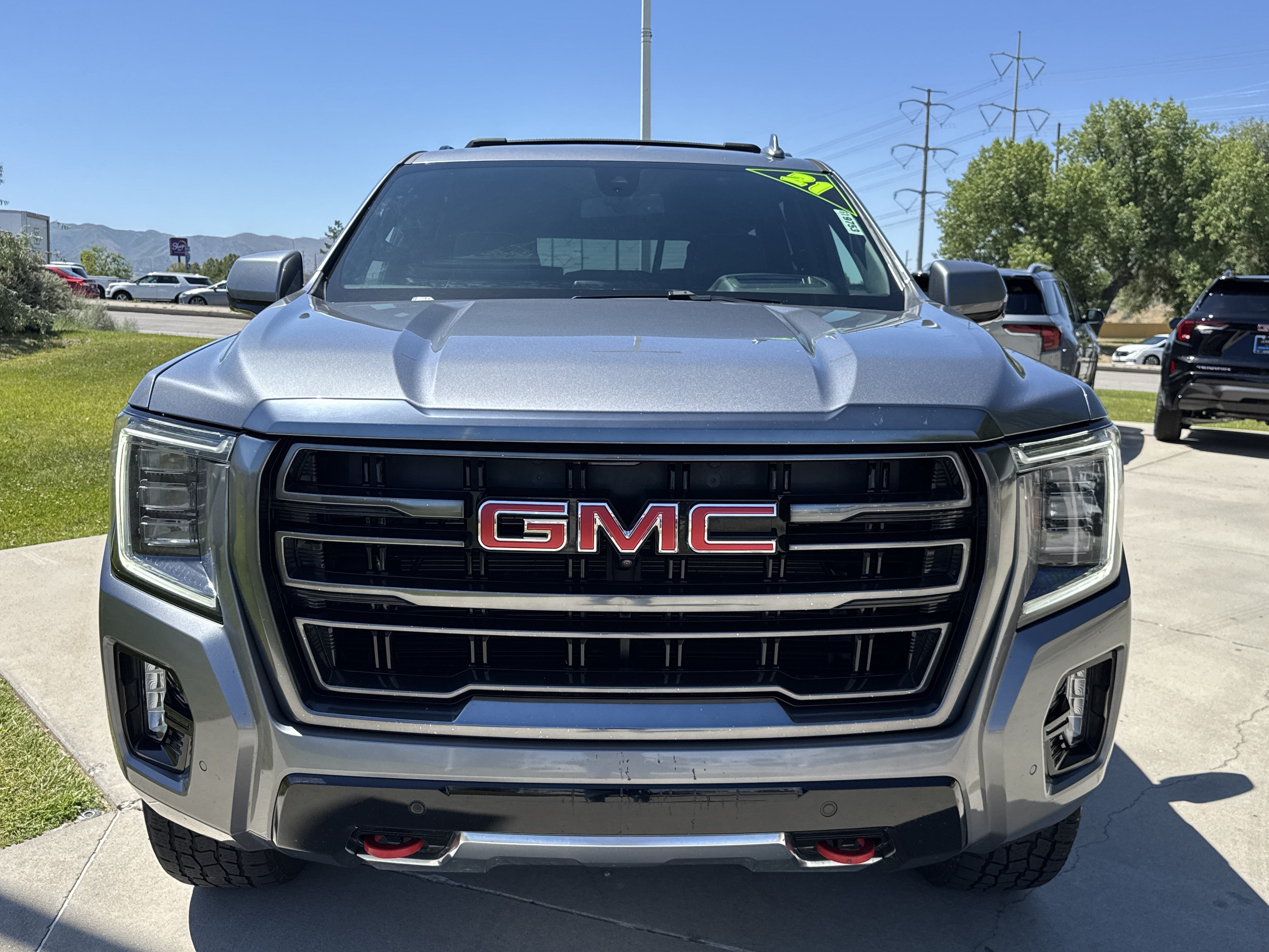 Used 2021 GMC Yukon AT4 w/ AT4 Premium Plus Package AWD/4WD image 8
