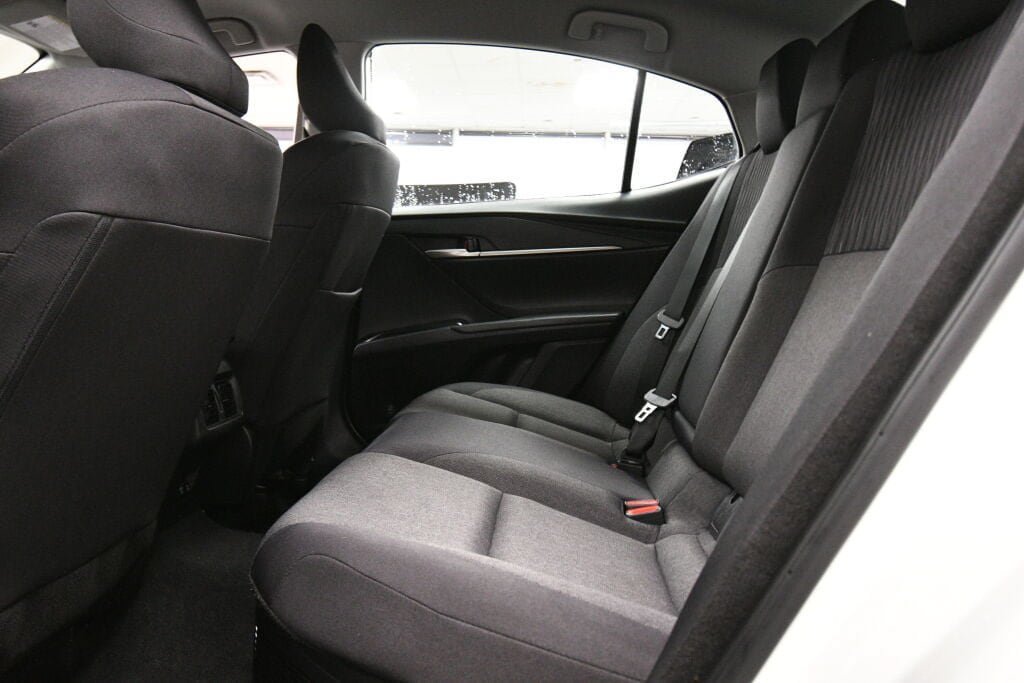 Used 2025 Toyota Camry LE FWD image 19