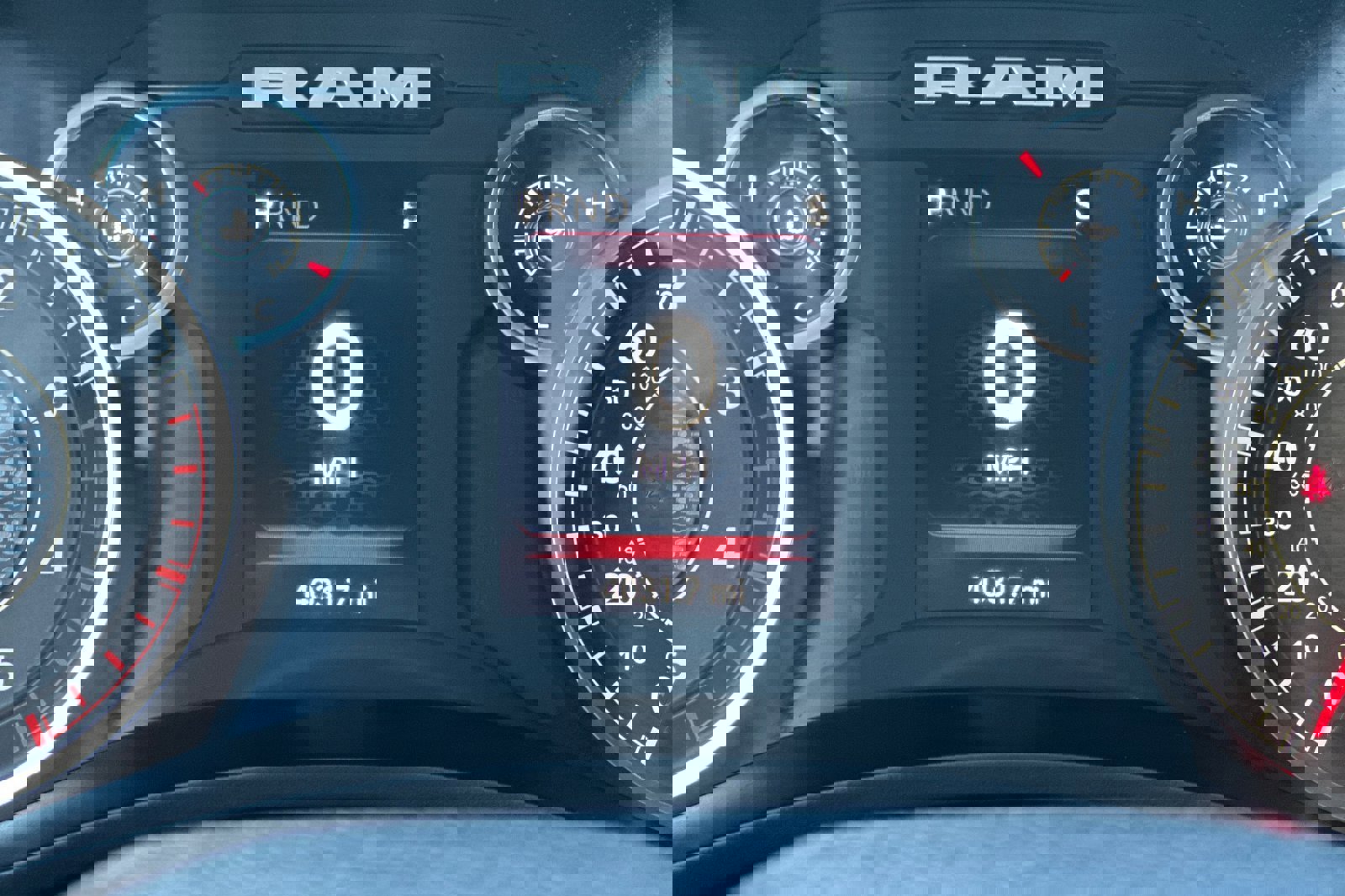 Used 2024 RAM 2500 Tradesman w/ Chrome Appearance Group image 25