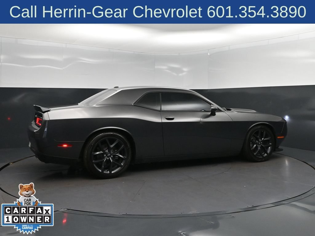 Used 2022 Dodge Challenger GT w/ Driver Convenience Group RWD image 8