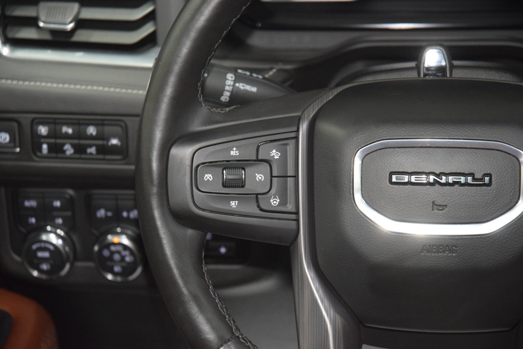 Used 2024 GMC Yukon XL Denali Ultimate AWD/4WD image 41
