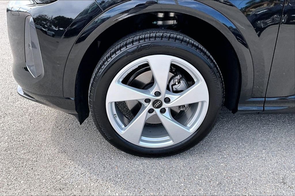 Used 2025 Audi Q5 Premium Plus image 13