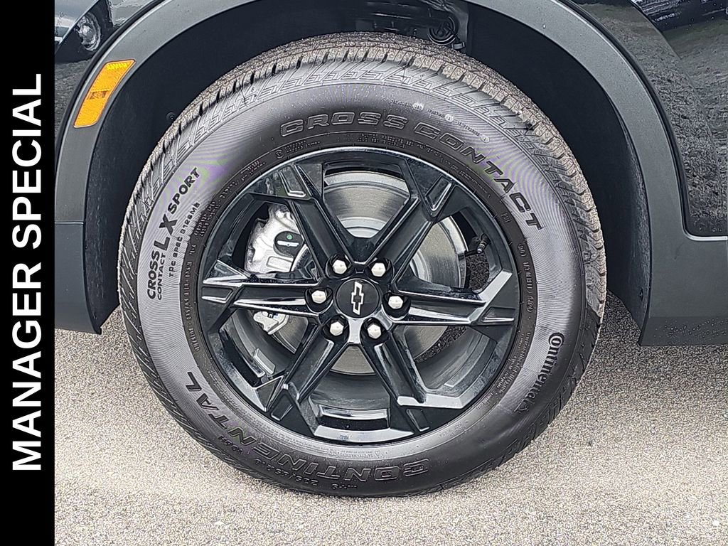 New 2025 Chevrolet Blazer LT w/ Convenience Package image 35