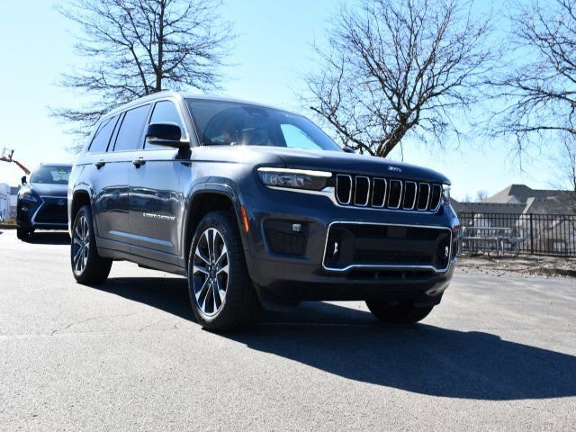 Used 2021 Jeep Grand Cherokee L Overland w/ Advanced Protech Group III image 33