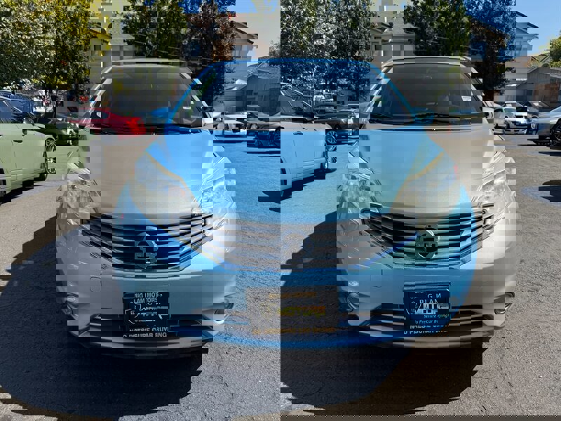 Used 2015 Nissan Versa Note SV image 2