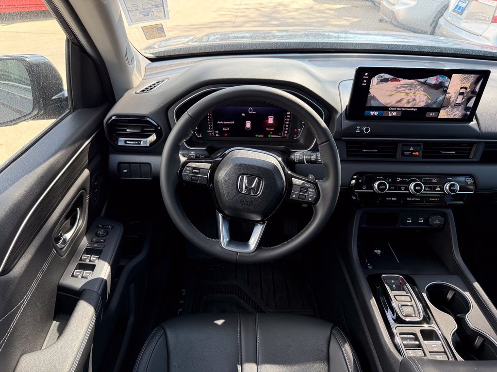 Certified 2026 Honda Pilot Touring image 4