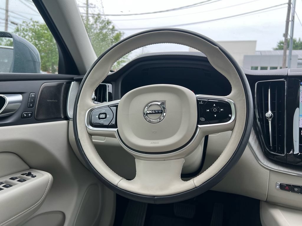 Certified 2023 Volvo XC60 B6 Ultimate w/ Climate Package AWD/4WD image 25