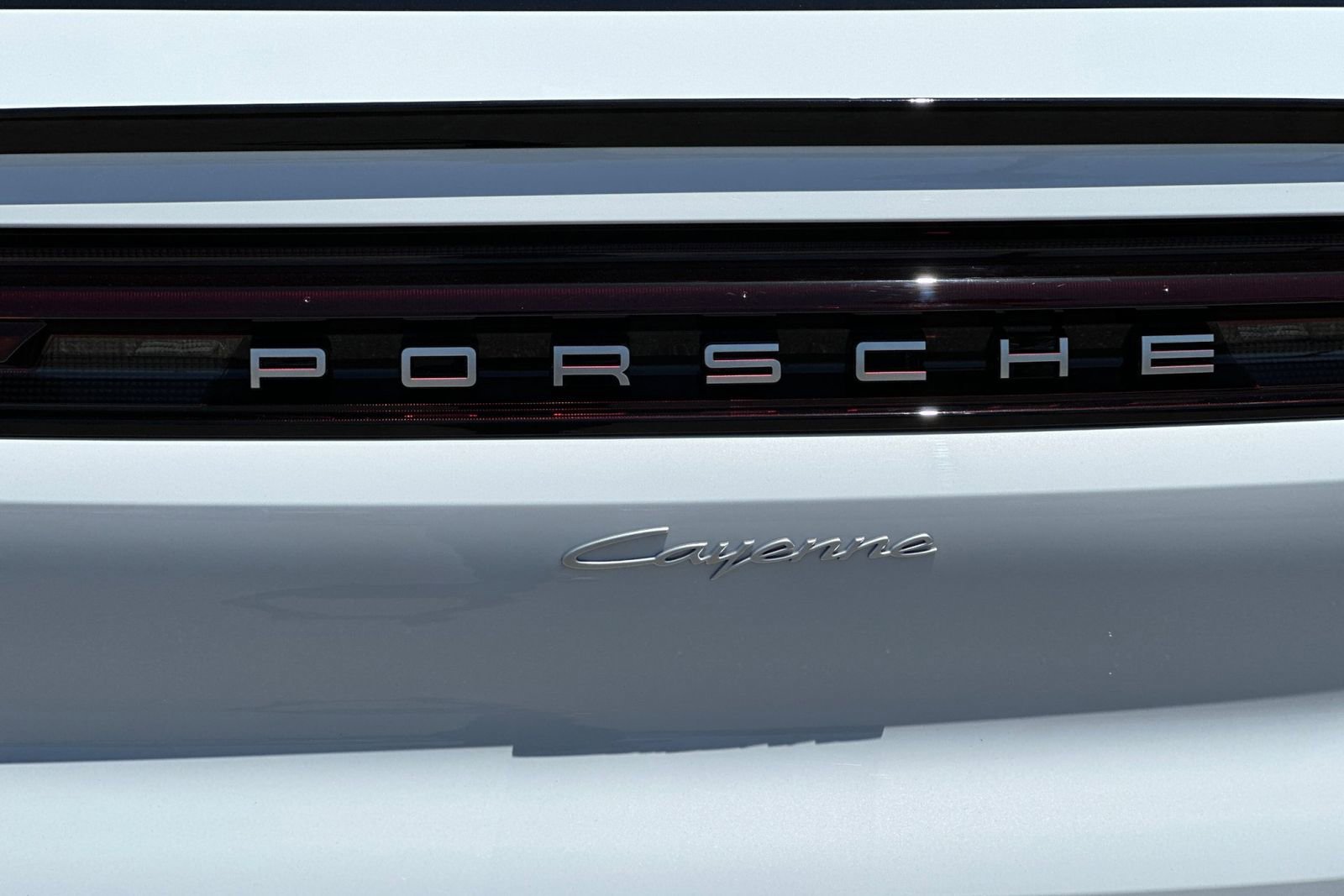 New 2025 Porsche Cayenne Coupe image 40