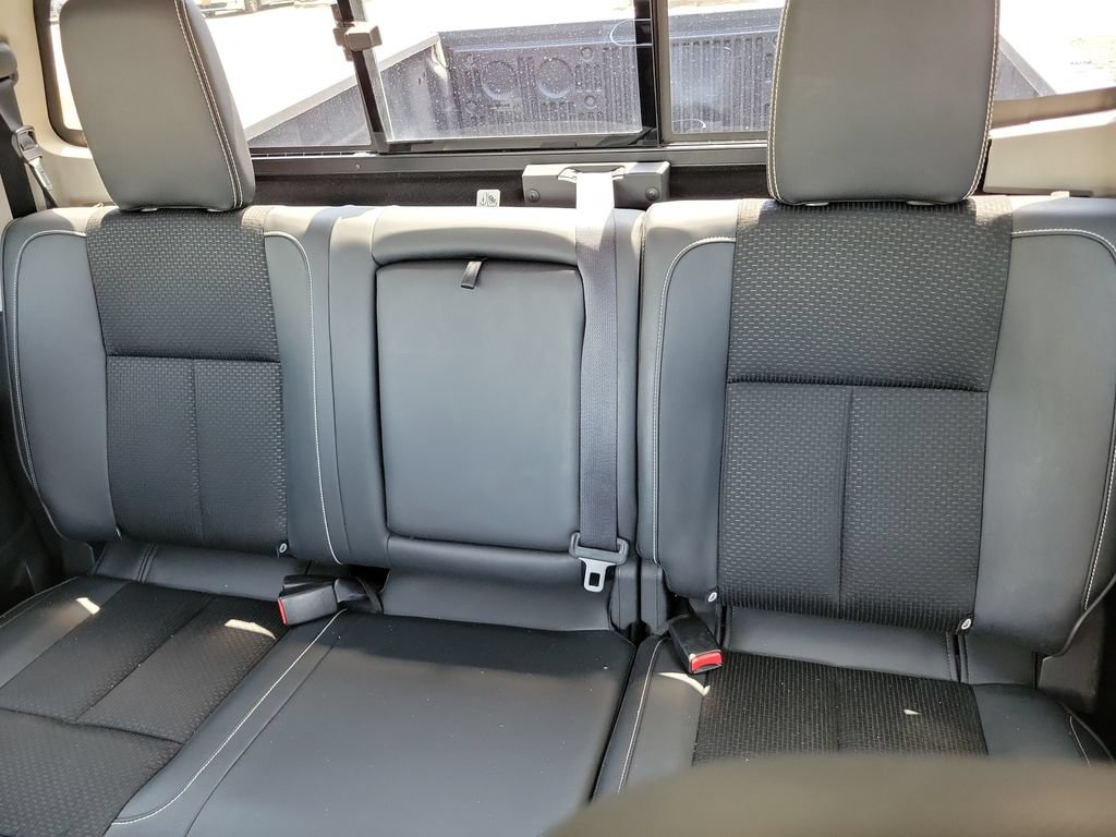 Used 2017 Nissan Titan PRO-4X AWD/4WD image 18