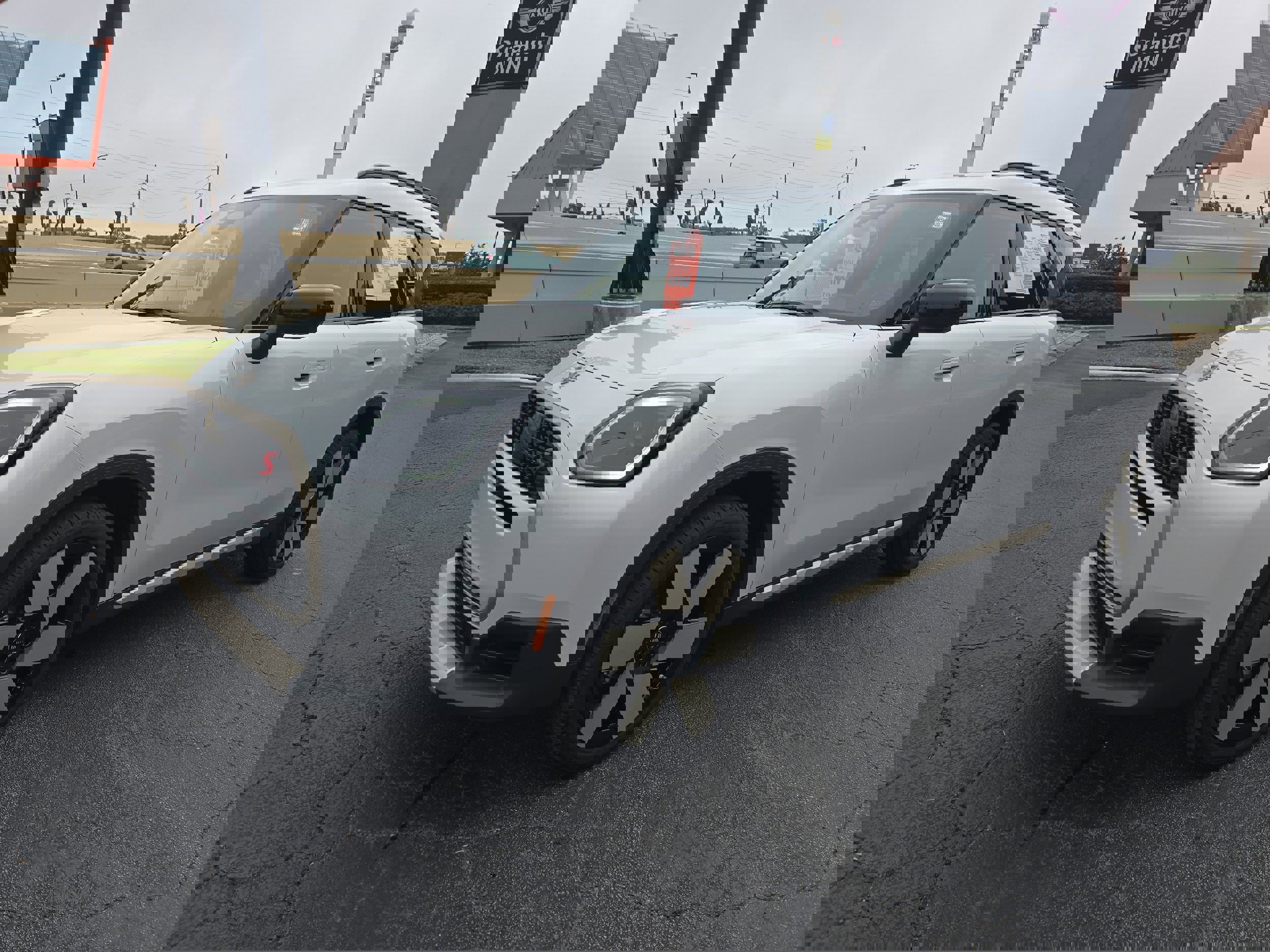 Certified 2025 MINI Cooper Countryman S w/ Comfort Package Max image 8