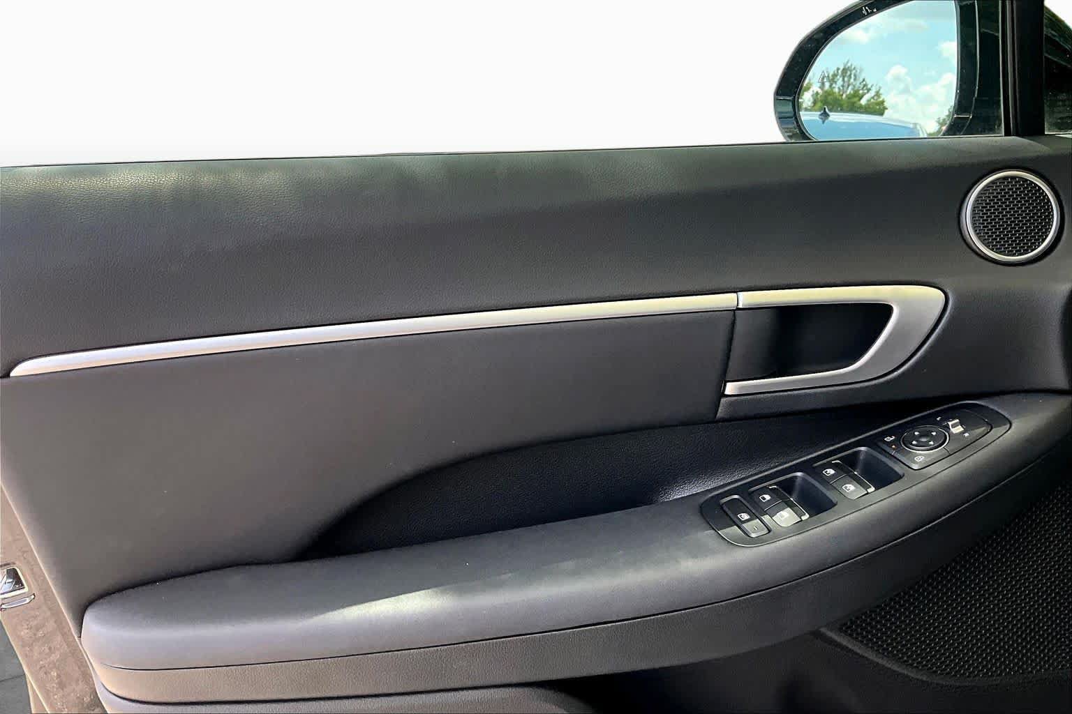 Used 2026 Hyundai Sonata SEL FWD image 22